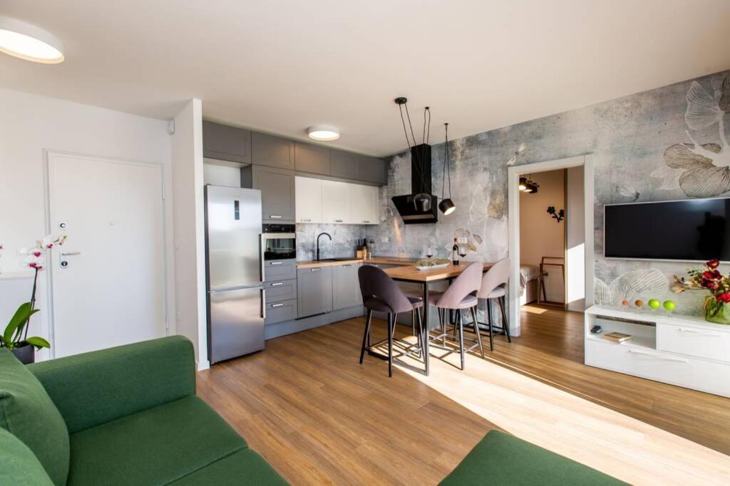 דירות טרוגיר Apartman Anja, Apartman S Pogledom מראה חיצוני תמונה