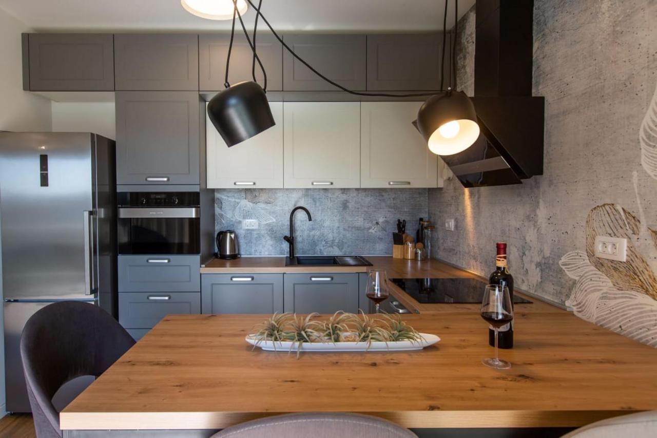 דירות טרוגיר Apartman Anja, Apartman S Pogledom מראה חיצוני תמונה